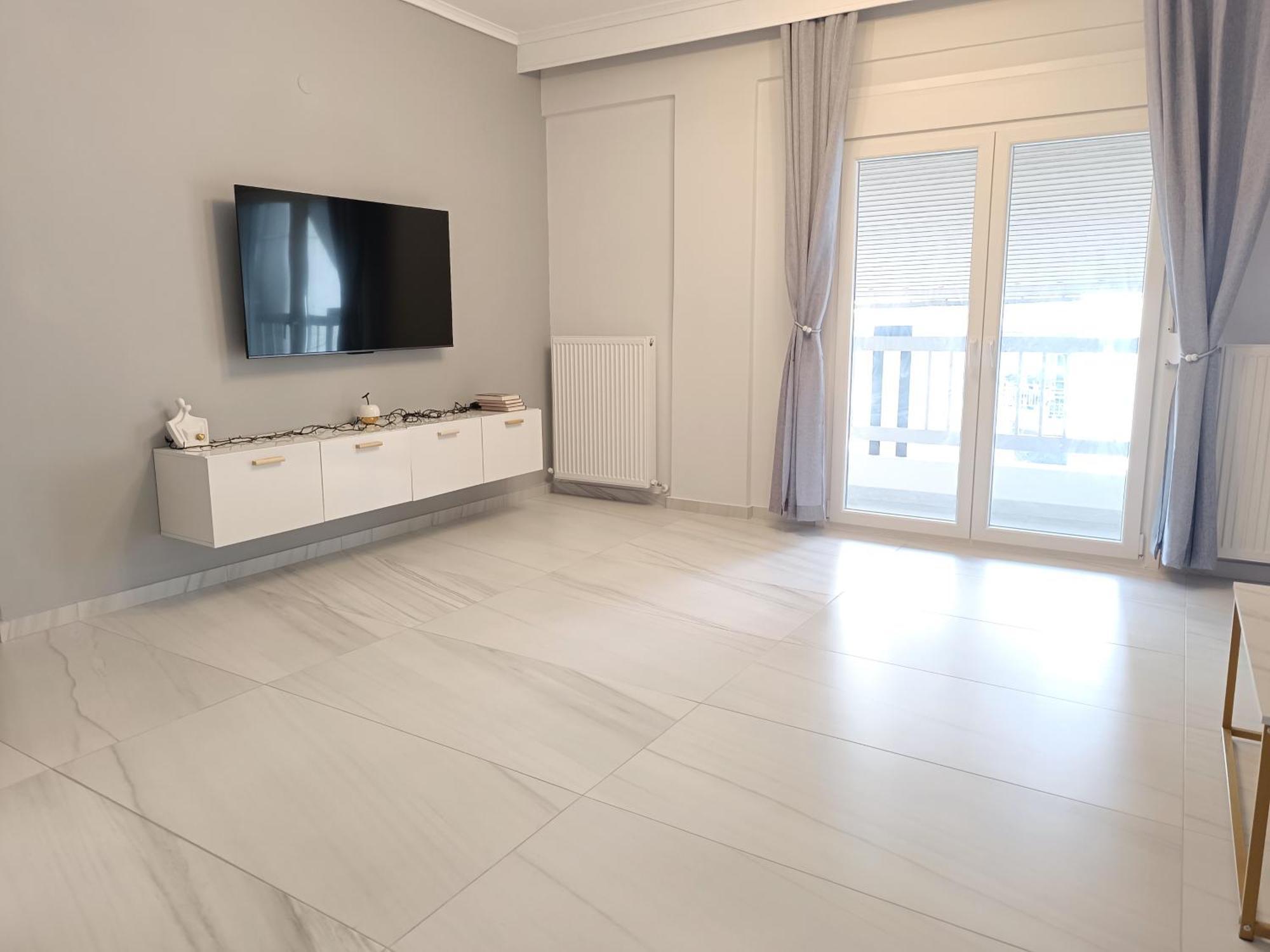 Comfort Corner 75m2 100mbs Thessalonique