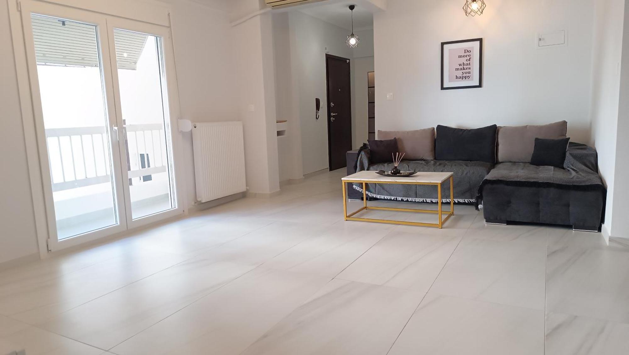 Comfort Corner 75m2 100mbs * Thessalonique